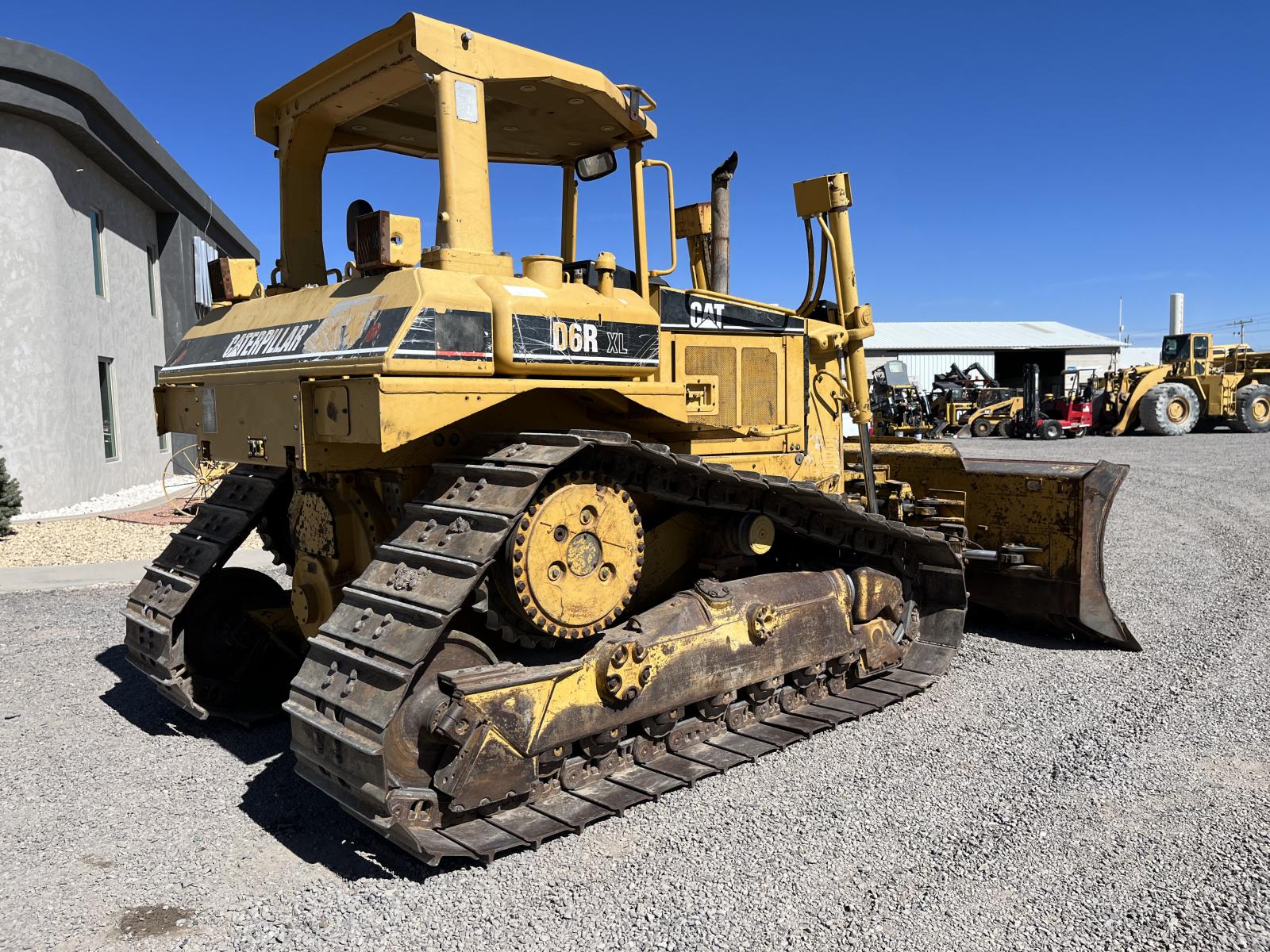 ./imagenes/INVOICE/2019/16898/TOPADOR FRONTAL CATERPILLAR D6R (3).JPG